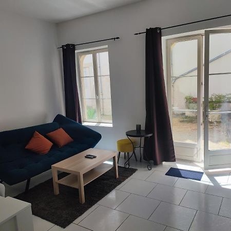 Appartement Chateau Des Montees Orléans Exterior foto